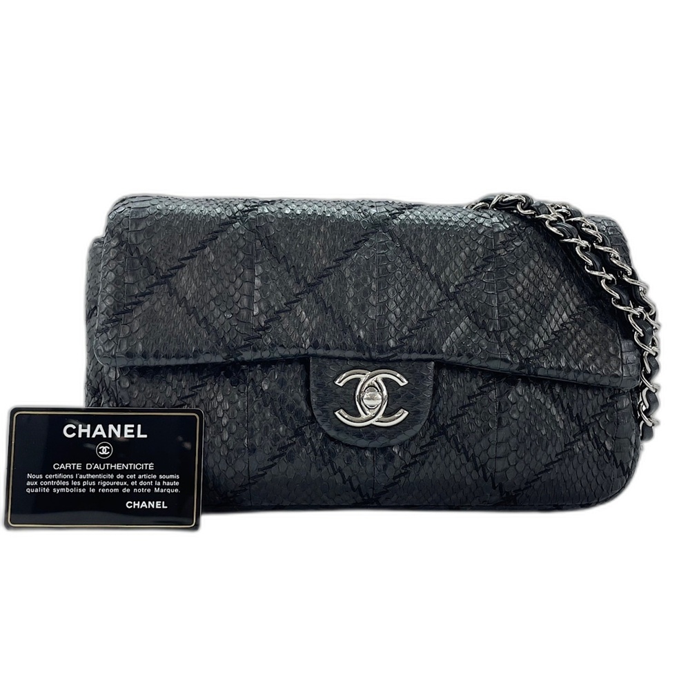 Chanel 25 Shoulder Bag, Black